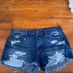 American Eagle Vintage High Rise Festival Short